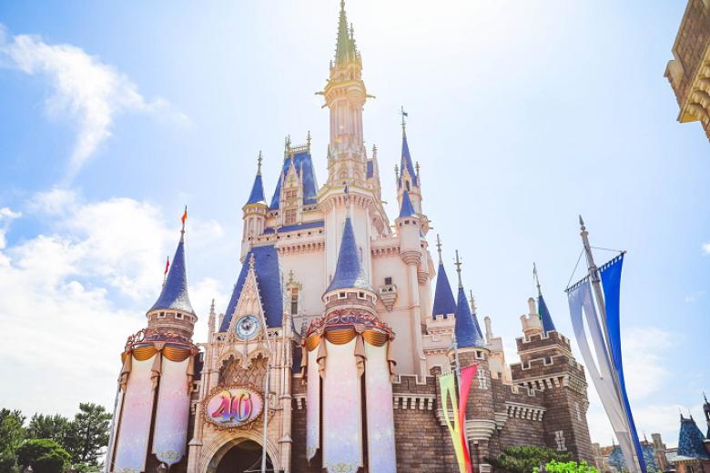 Tự do vui chơi tại Tokyo Disneyland