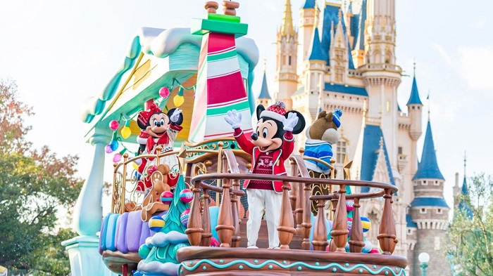 Tự do vui chơi tại Tokyo Disneyland