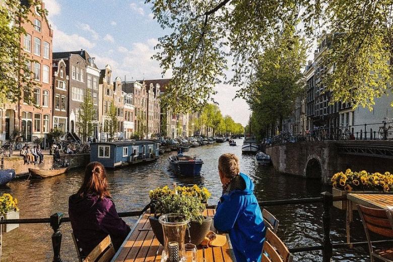 Trải nghiệm du thuyền trên kênh đào Amsterdam