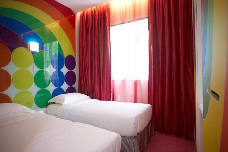 Hotel Re!
