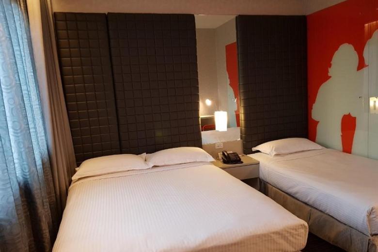 Hotel Re!