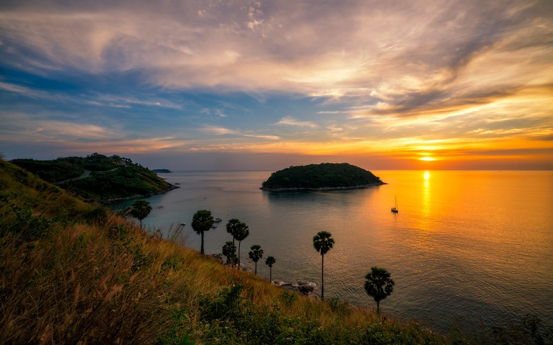 Ngắm hoàng hôn tại điểm cực nam Prom Thep Cape View Point