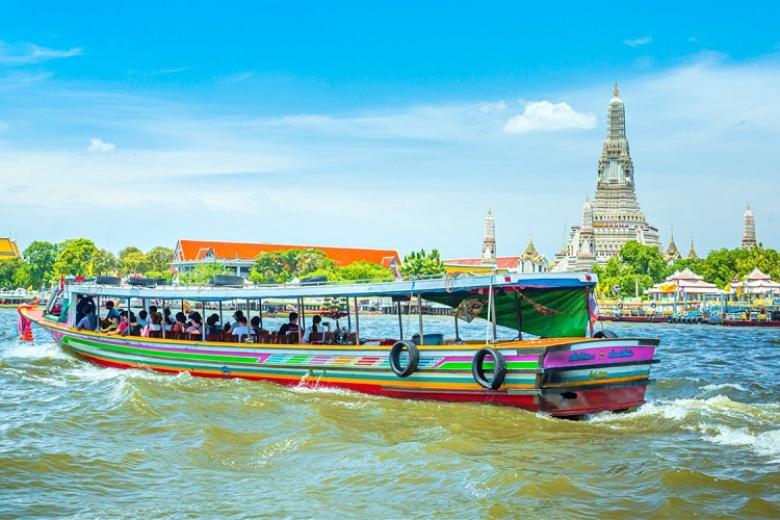 Dạo thuyền trên dòng sông Chaophraya Huyền thoại