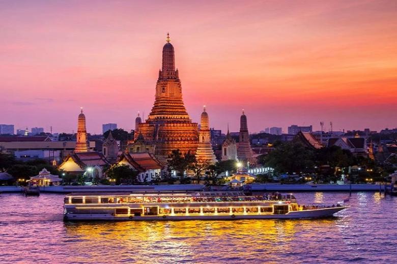 Dạo thuyền trên dòng sông Chaophraya Huyền thoại