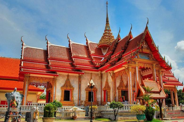 Đền Chalong