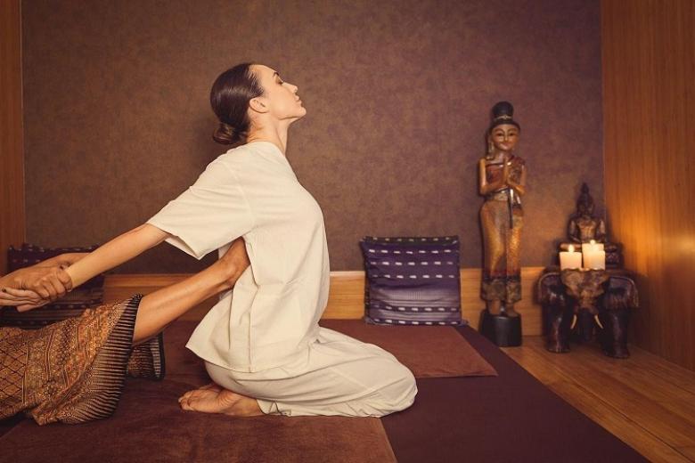 Massage Thái cổ truyền