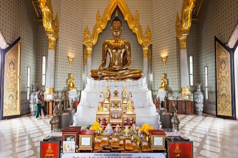 Wat Traimit