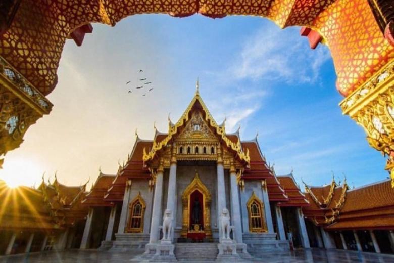 Wat Traimit
