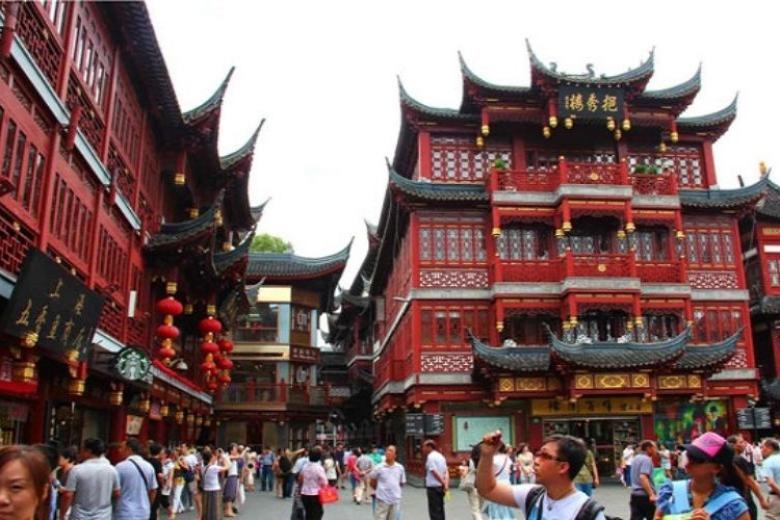 Phố đi bộ Miếu Thành Hoàng