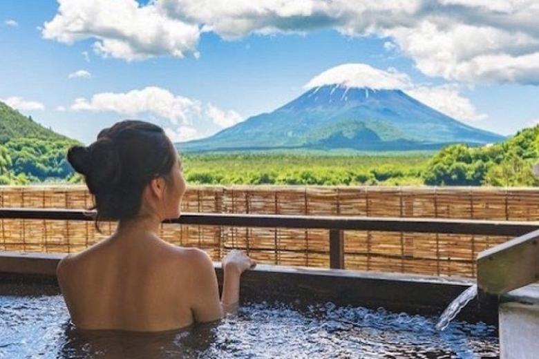 Ngâm tắm Onsen