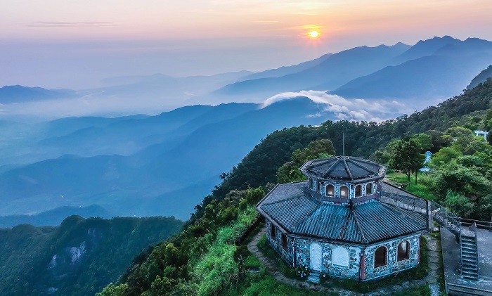 Vọng Hải Đài Bạch Mã
