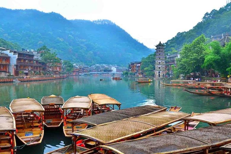 Tháp Vạn Dân