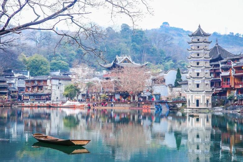 Tháp Vạn Dân