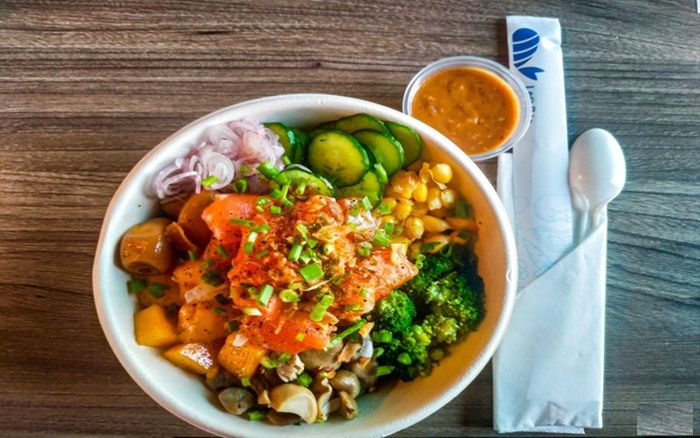 Poke là món Sashimi nổi tiếng của quần đảo Hawaii