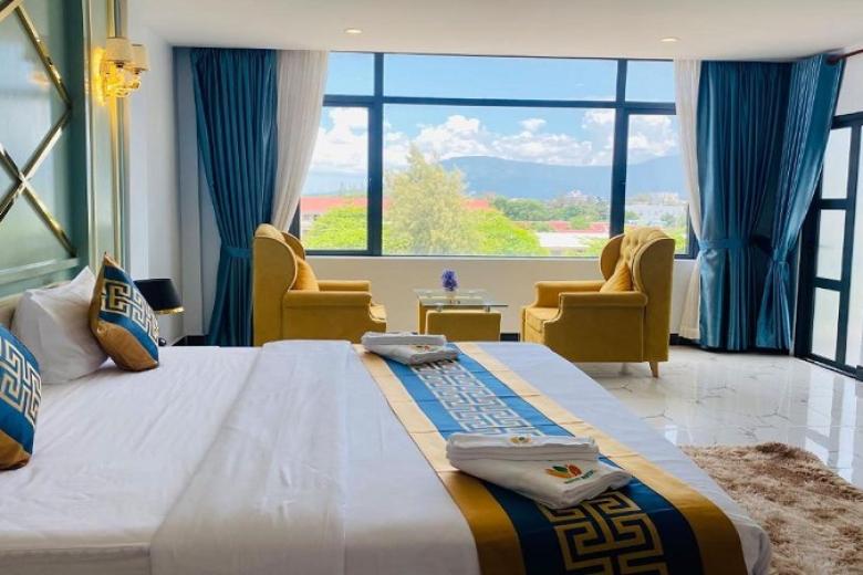 Sunny Hotel Kampot