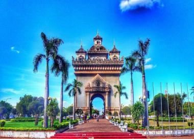 Tour Lào 5N4Đ: Từ HCM - Viêng Chăn - Vang Viêng - Luông Pha Bang, VMB + KS 3*