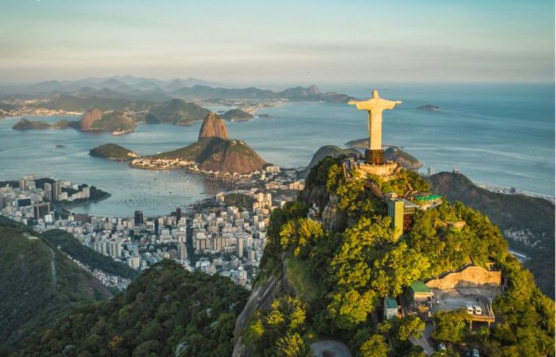 Tượng Chúa Kitô cứu thế (Cristo Redentor) ở Rio de Janeiro, Brazil