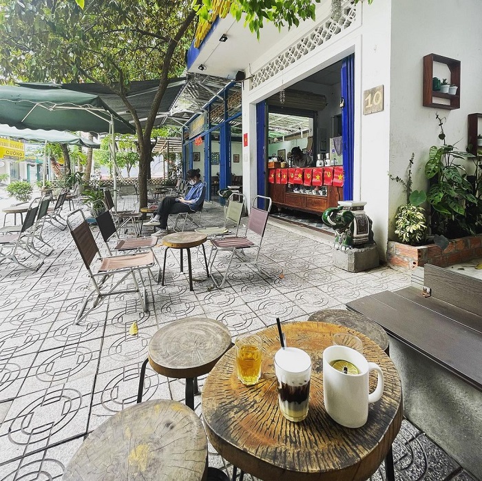 Bạn đang quán cà phê gần sân bay Vinh, có thể chọn Kim Đồng Cafe