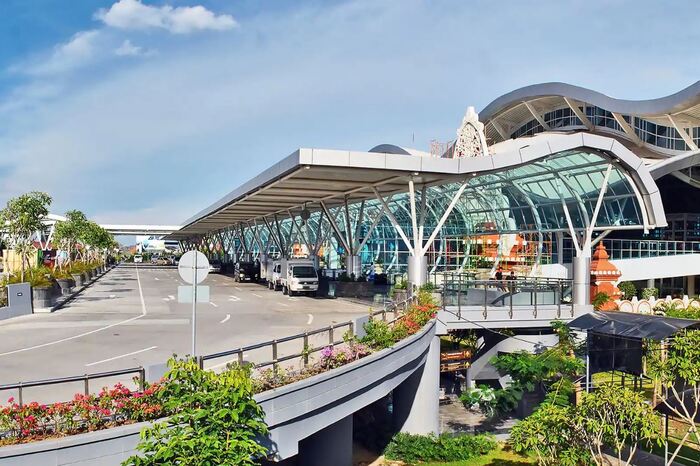 vé máy bay đến Bali từ Hà Nội hạng phổ thông hạ cánh tại sân bay Ngurah Rai