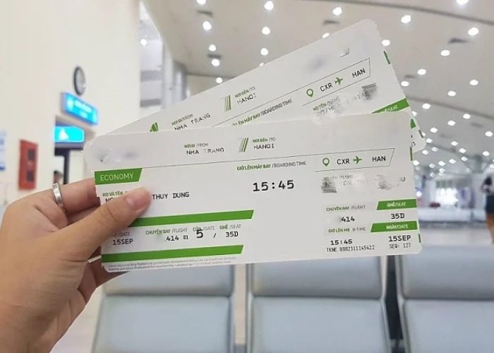 Cần chuẩn bị các giấy tờ cần thiết để đặt vé máy bay online