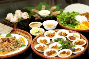 Du lịch Huế: Đừng quên ghé thăm những quán ăn ngon gần sân bay Phú Bài