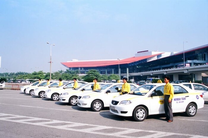 Tổng hợp các loại xe đi sân bay Đà Nẵng phổ biến