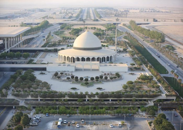 Diện tích của Sân bay lớn nhất Thế giới King Fahd