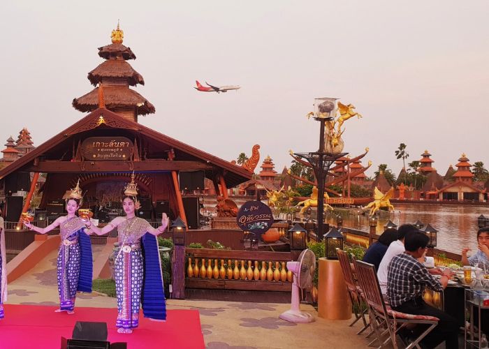 Quán ăn ngon gần sân bay Suvarnabhumi Bangkok - Koh Lanta Suvarnabhumi