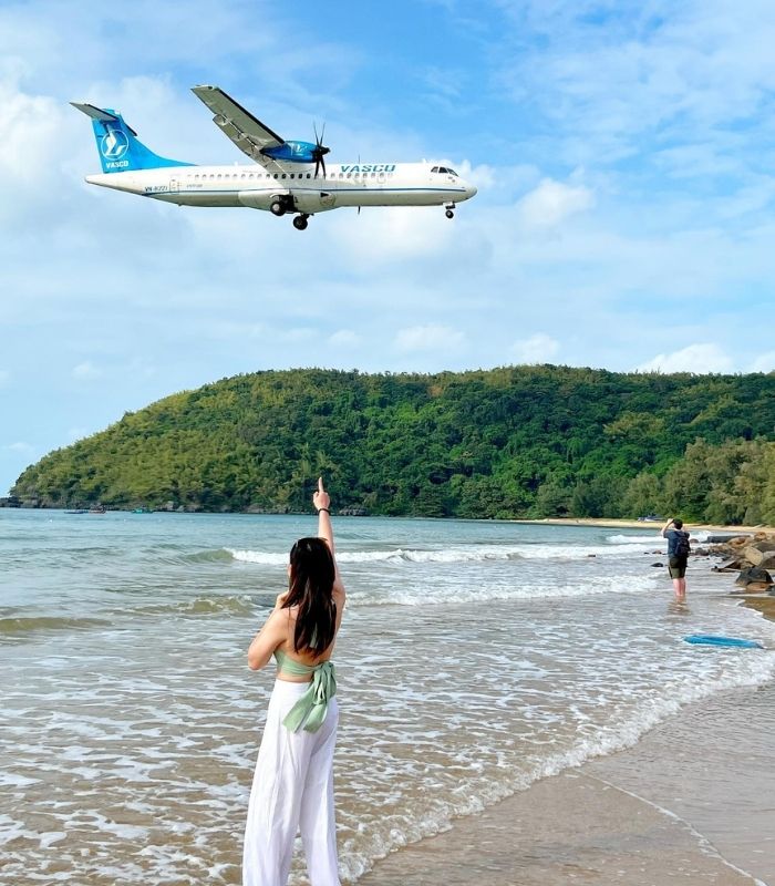 Bãi Đầm Trầu - điểm ngắm máy bay đẹp nhất Việt Nam