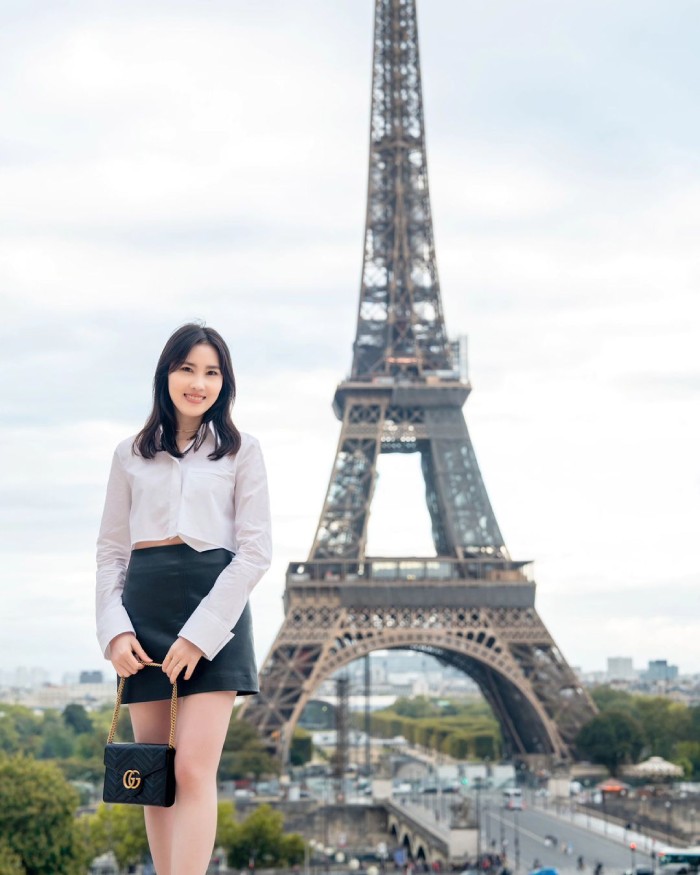 săn vé máy bay đi Paris giá rẻ mùa thấp điểm