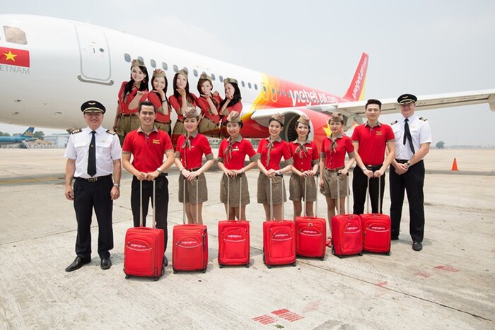 đi máy bay vietjet: Vietjet Air là một hãng hàng không tư nhân có mức chi phí rẻ nhất tại Việt Nam.