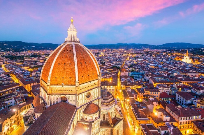 Kinh nghiệm mua vé máy bay đi Italia thăm thành phố Florence