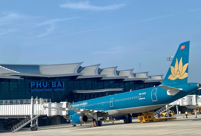 di chuyển từ sân bay Phú Bài về trung tâm Huế