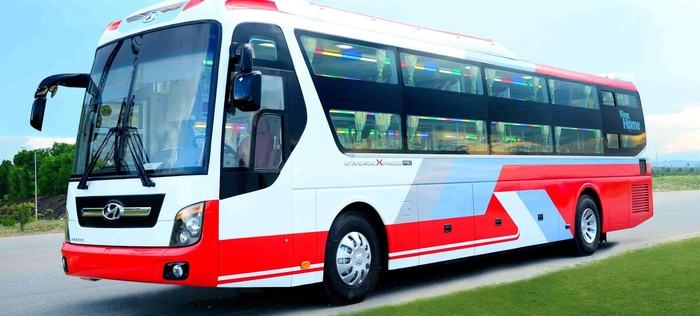 Di chuyển từ sân bay Vinh về trung tâm bằng xe bus