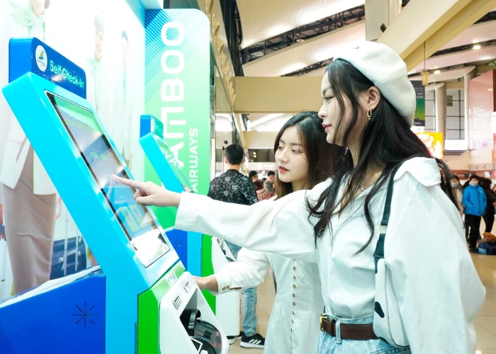 Check-in tại kiosk tự động là phương thức hiện đại, cho phép bạn tự thực hiện thủ tục check-in tại sân bay Buôn Ma Thuột