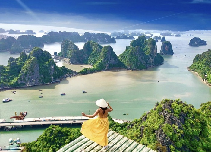 vé máy bay sài gòn vân đồn: Với lợi thế nhiều cảnh đẹp, hấp dẫn du khách không chỉ ở Việt Nam mà đây chính là điểm đến thú vị của nhiều du khách quốc tế chọn đến khi tham quan.