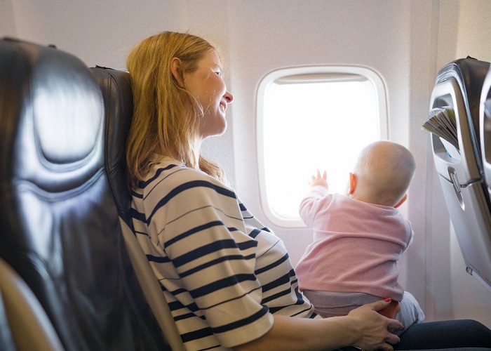 Những lưu ý khi cho trẻ nhỏ đi máy bay: dịch vụ đặc biệt