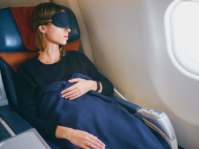 Note lại các mẹo ngủ ngon khi đi máy bay để hành trình di chuyển trở nên thoải mái hơn