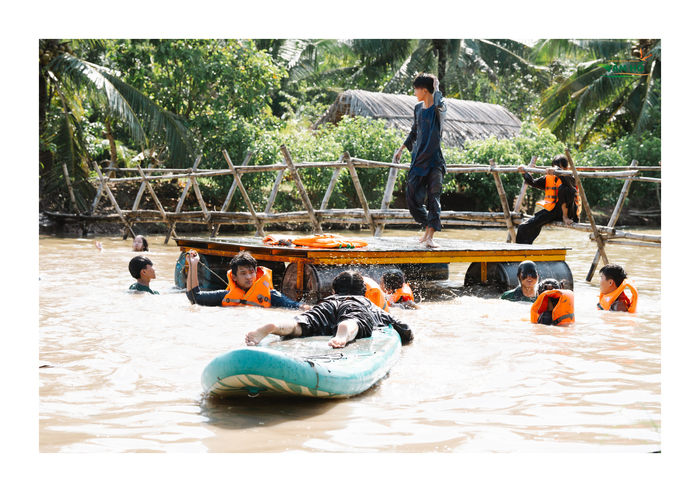 Hoạt động tham quan, vui chơi ở nông trại du lịch - Sân chim Vàm Hồ