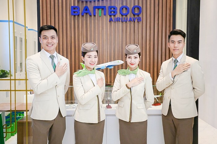 đặt vé máy bay đi Hà Nội từ TP Hồ Chí Minh của Bamboo Airways