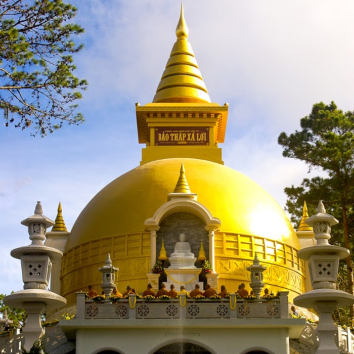 Bảo tháp Xá Lợi tại Thiền viện Trúc Lâm