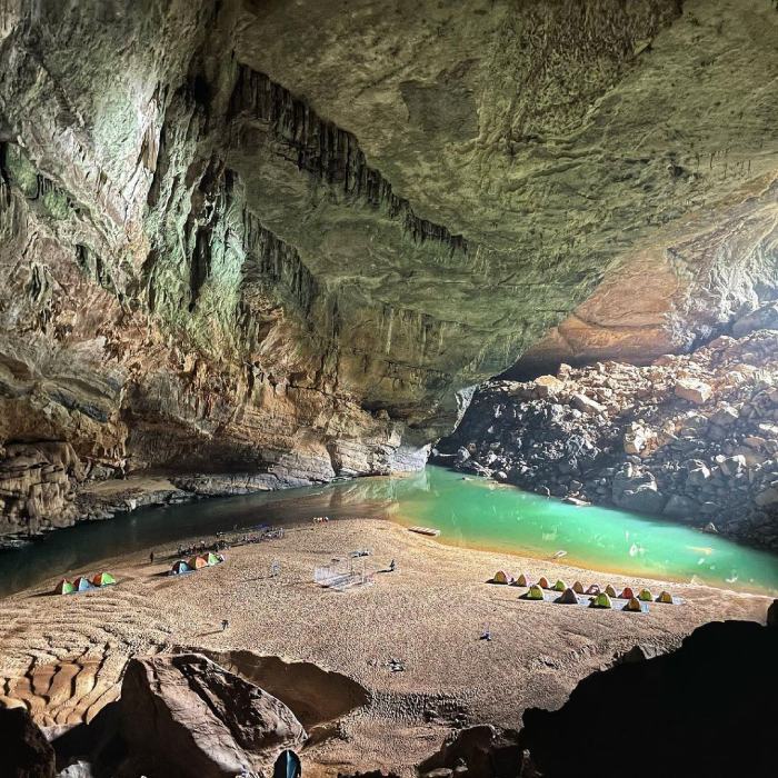 Hang én là địa điểm không thể thiếu khi đến du lịch khám phá hang động Quảng Bình