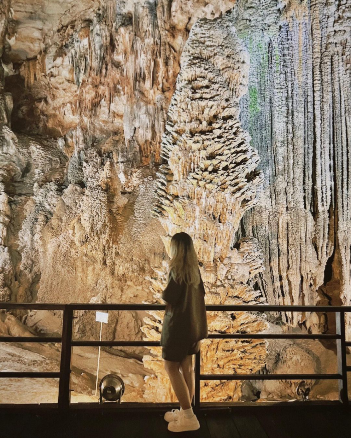 Du lịch khám phá hang động Quảng Bình đến Động Thiên Đường nơi thiên nhiên kỳ bí và địa chất học