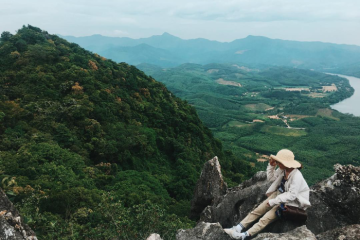 Khám phá kỳ quan tâm linh tại Núi Thần Đinh Quảng Bình