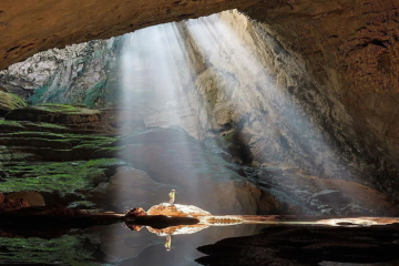 Hang Sơn Đoòng Quảng Bình: Khám phá vẻ đẹp hoang sơ của hang động lớn nhất hành tinh