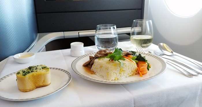Bữa ăn trên các chuyến bay của Singapore Airlines