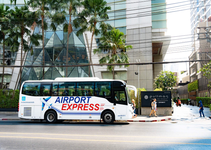 Di chuyển từ sân bay Bangkok về trung tâm bằng Airport Express Bus