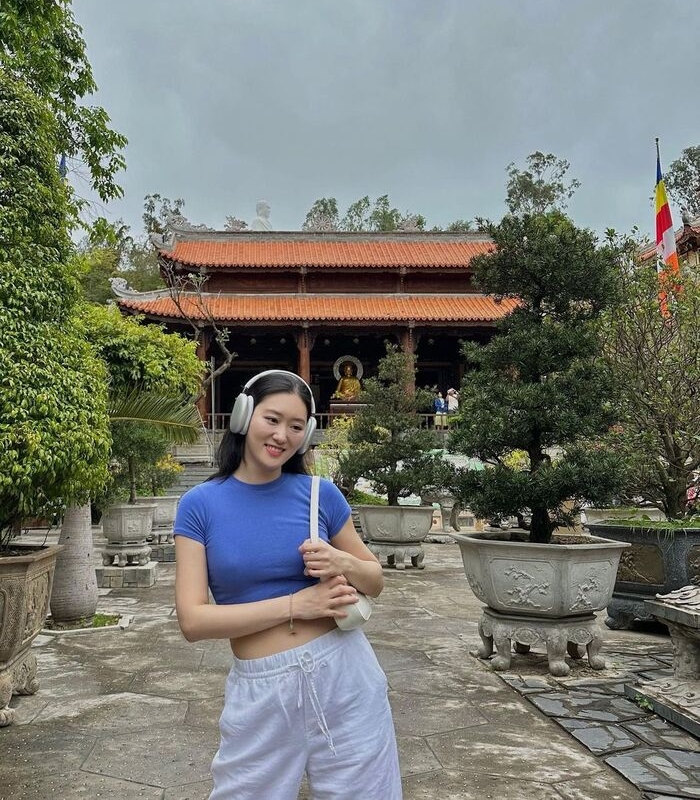 Không gian yên tĩnh, thoáng đãng tại chùa Long Sơn