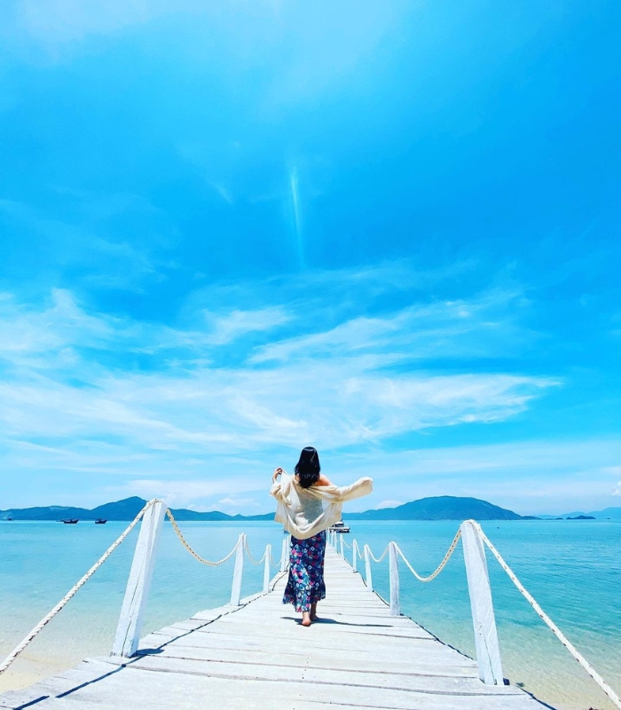 Check-in cây cầu Ngọc Trai địa điểm hot tại đảo Điệp Sơn