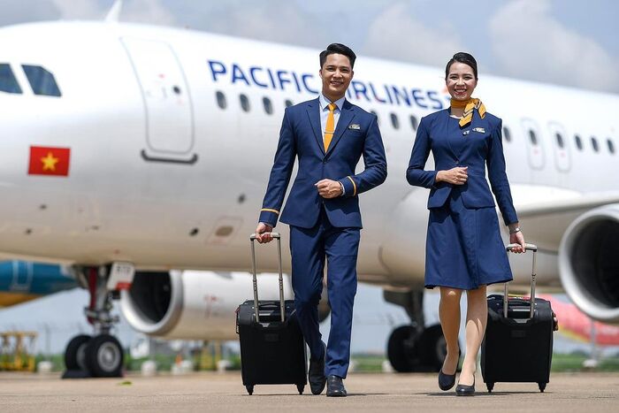 Du khách nên đặt vé máy bay TPHCM đi Đà Nẵng Pacific Airlines sớm
